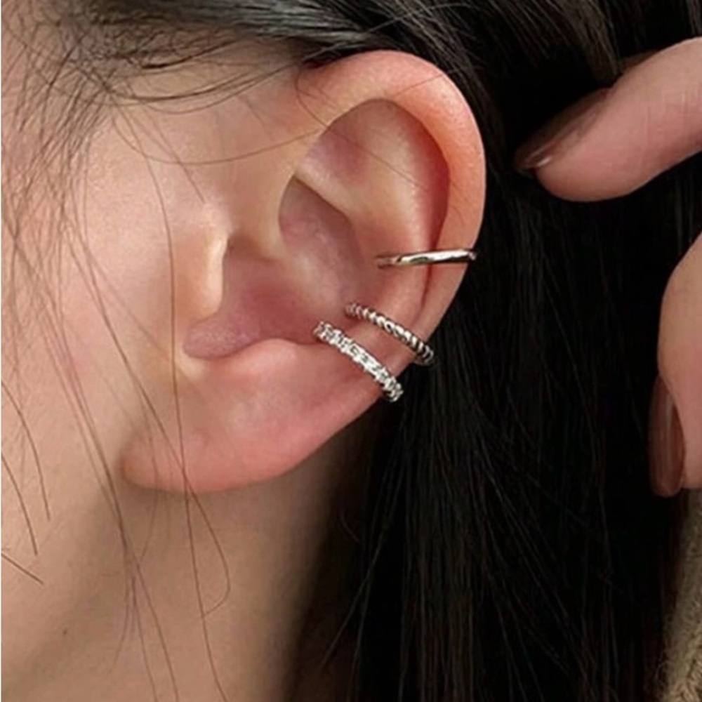 NWT Gold Ear Cuff Set - Picture 3 of 3